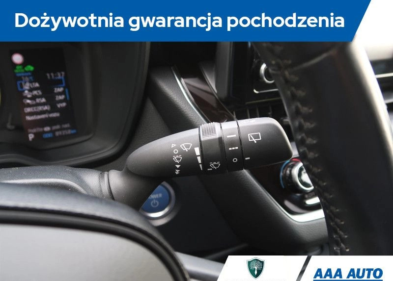 Toyota Corolla cena 76000 przebieg: 89356, rok produkcji 2019 z Mieroszów małe 301